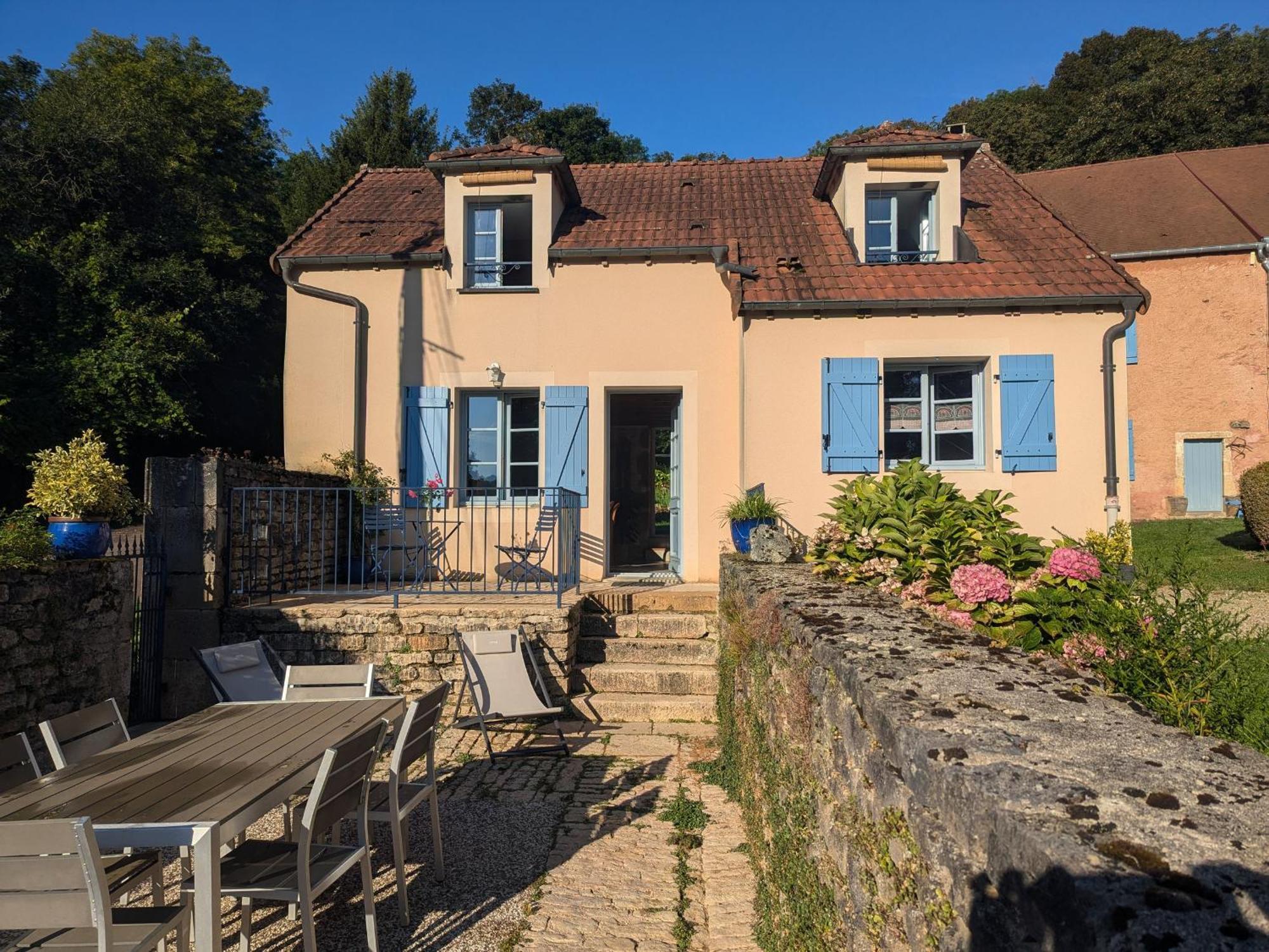 Maison Charmante A Langres Avec Wi-Fi Et Parking - Fr-1-611-43 Exterior foto